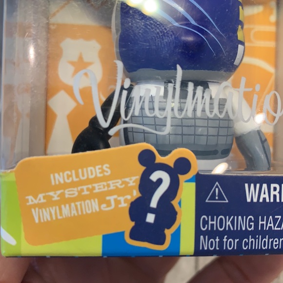 Occupations Disney Vinylmation. 3” + 1 1/2” - Picture 2 of 5